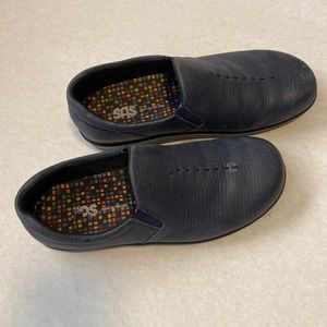 SAS Viva Slip On Walking Shoes - size 8-1/2WW